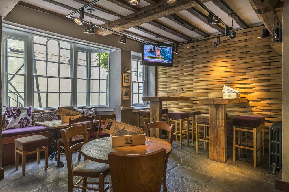 The Three Swans Hotel, Market Harborough, Leicestershire Экстерьер фото