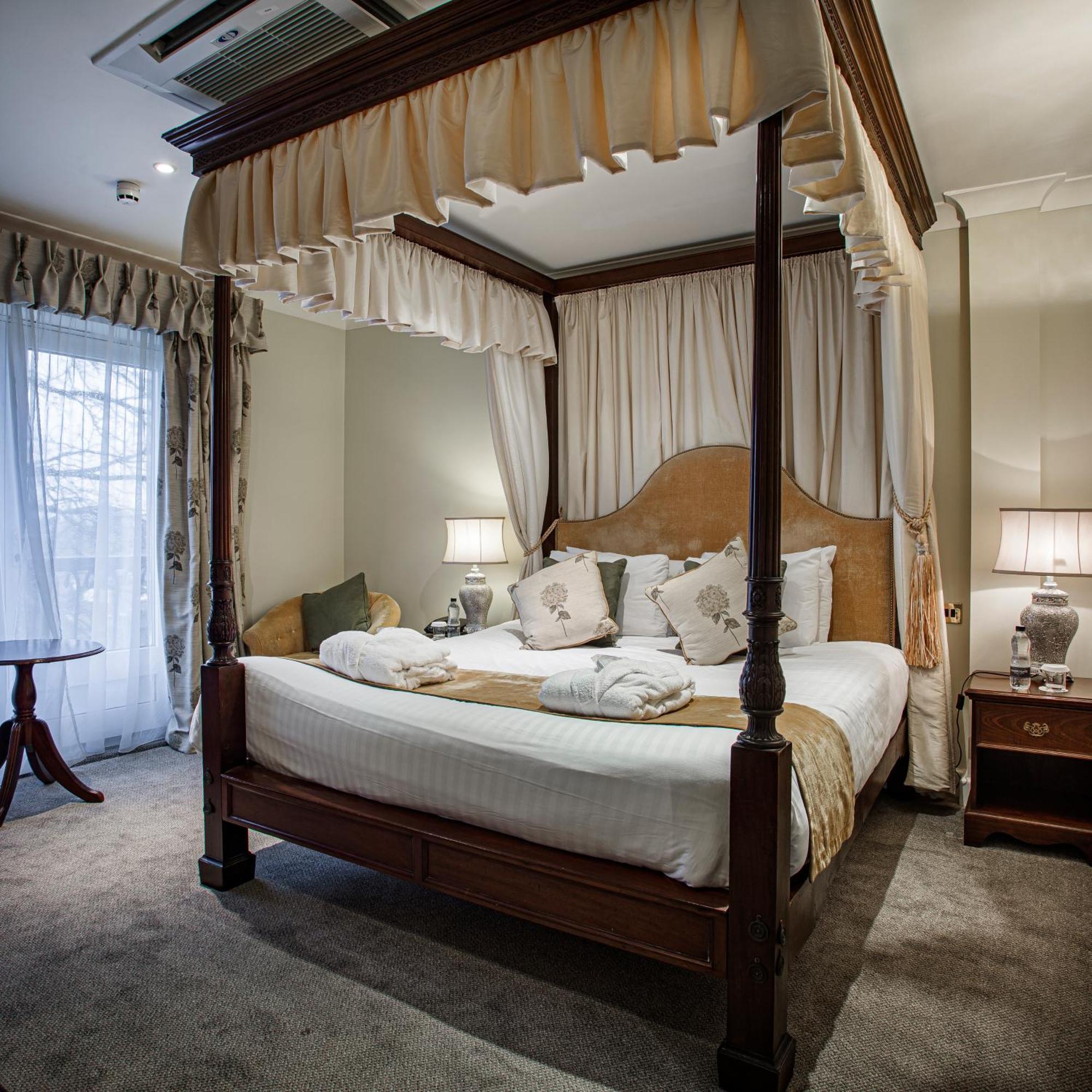 The Three Swans Hotel, Market Harborough, Leicestershire Экстерьер фото