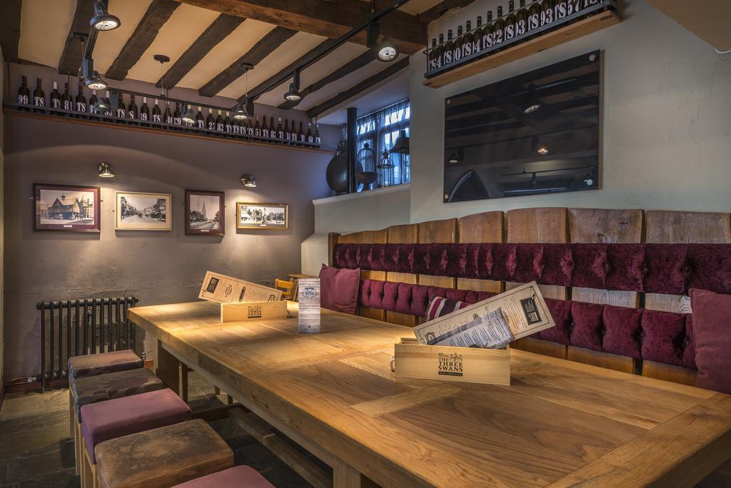The Three Swans Hotel, Market Harborough, Leicestershire Экстерьер фото
