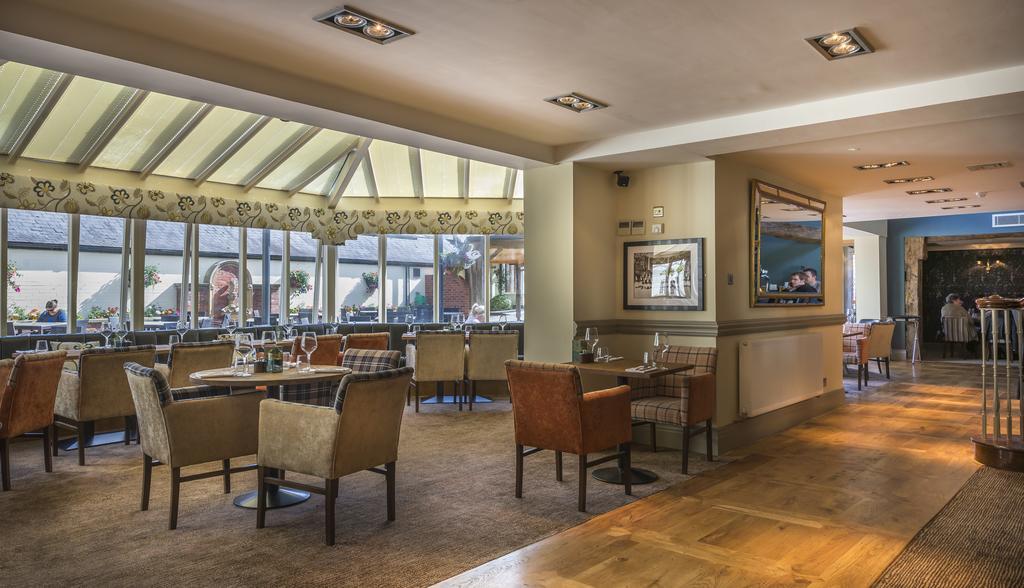 The Three Swans Hotel, Market Harborough, Leicestershire Экстерьер фото