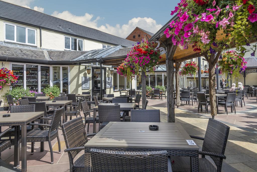 The Three Swans Hotel, Market Harborough, Leicestershire Экстерьер фото