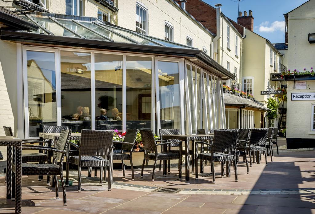 The Three Swans Hotel, Market Harborough, Leicestershire Экстерьер фото
