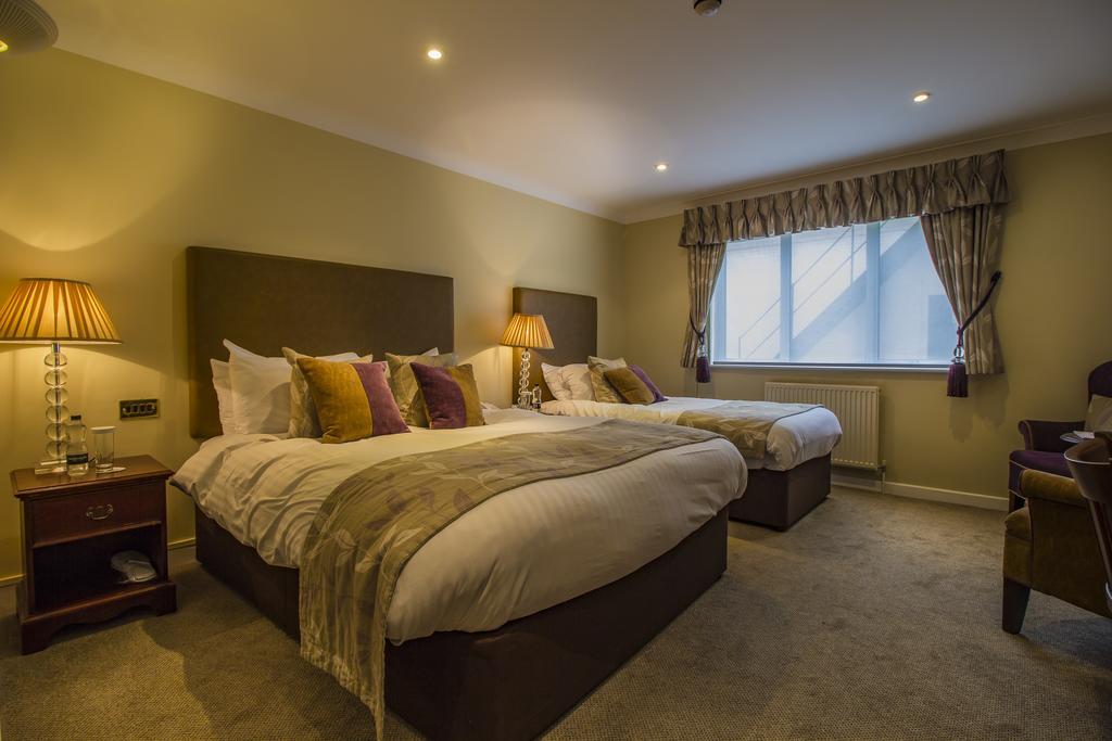 The Three Swans Hotel, Market Harborough, Leicestershire Экстерьер фото