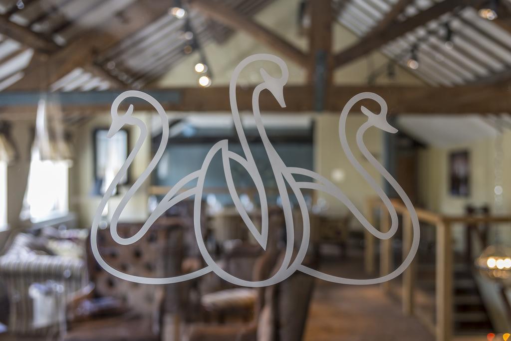 The Three Swans Hotel, Market Harborough, Leicestershire Номер фото