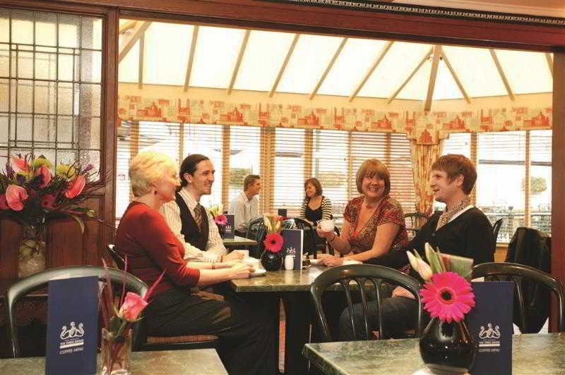 The Three Swans Hotel, Market Harborough, Leicestershire Экстерьер фото