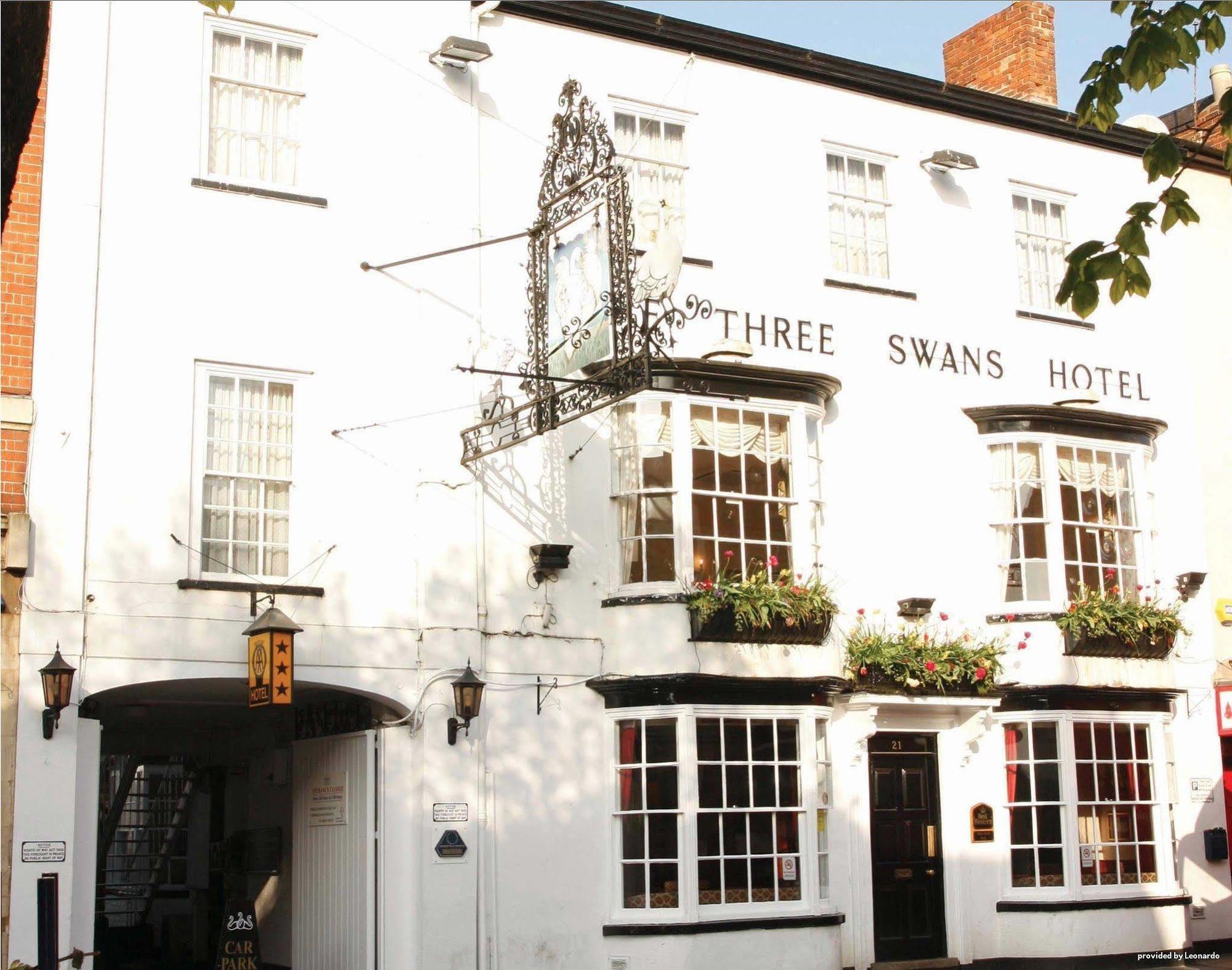 The Three Swans Hotel, Market Harborough, Leicestershire Экстерьер фото