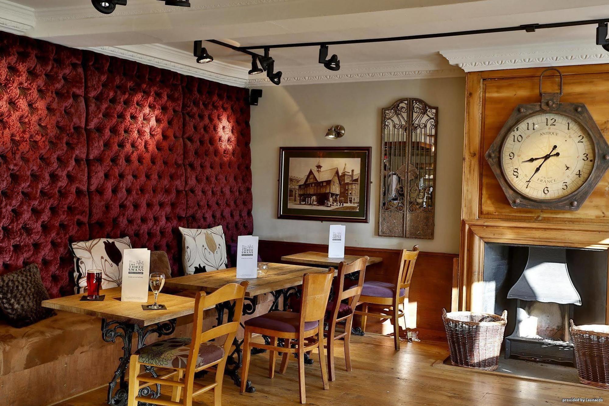 The Three Swans Hotel, Market Harborough, Leicestershire Экстерьер фото