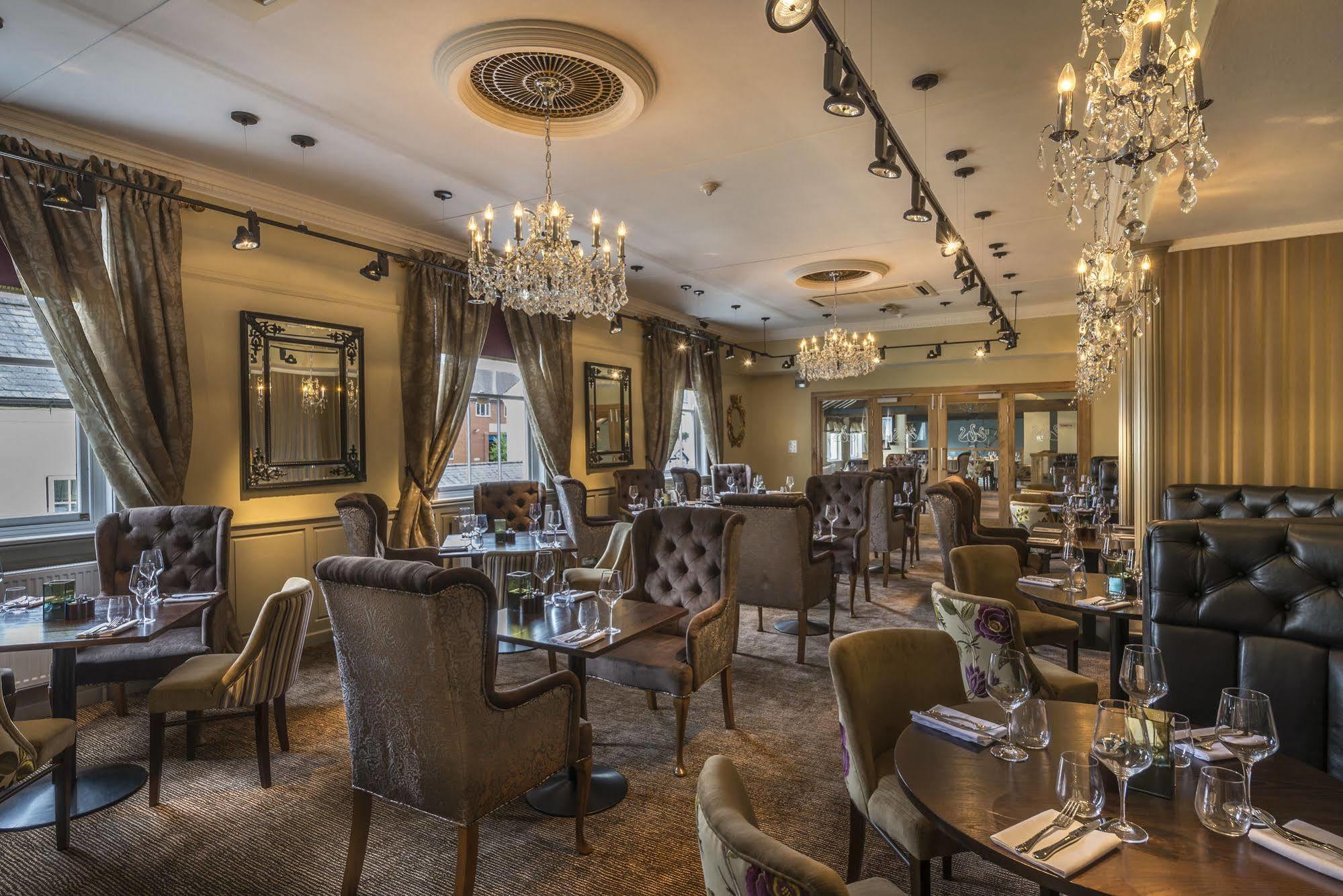 The Three Swans Hotel, Market Harborough, Leicestershire Экстерьер фото