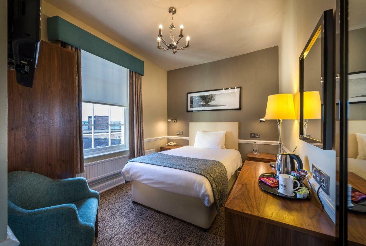 The Three Swans Hotel, Market Harborough, Leicestershire Экстерьер фото